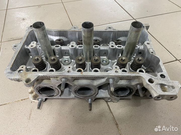 Гбц левая головка двигателя Toyota Camry 40 0730