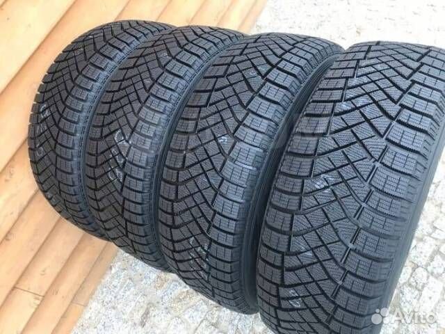 Pirelli Ice Zero FR 195/65 R15