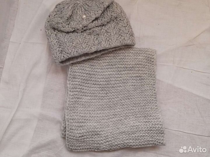 Комплект шапка и шарф женские