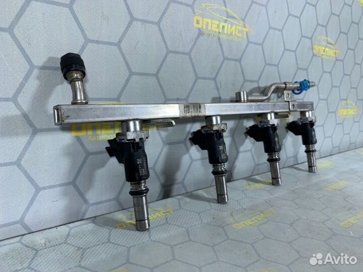 Форсунки с рампой Opel Zafira B Z16XE1