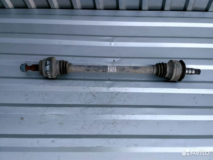 Привод задний левый Mercedes GL 166 ML 166