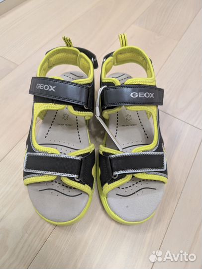 Сандалии geox новые