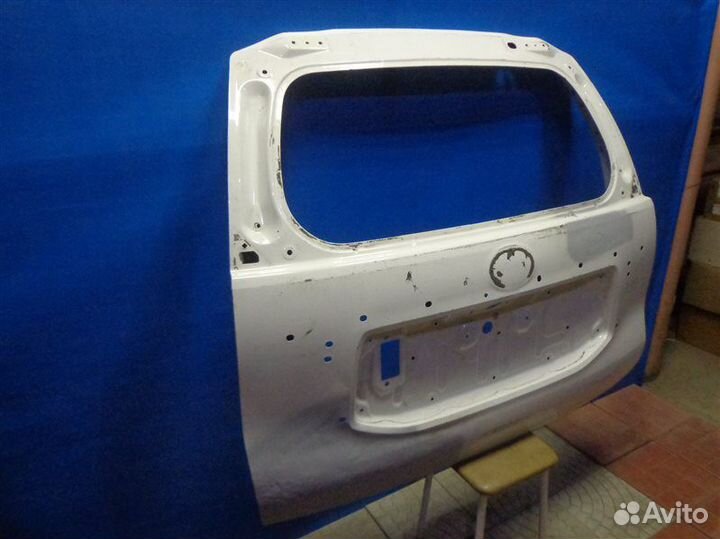 Дверь багажника Toyota Land Cruiser Prado 150 2014