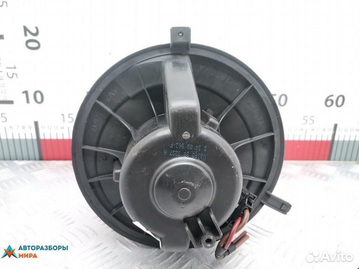 Моторчик печки Volkswagen Passat B6 2008 1K2819015