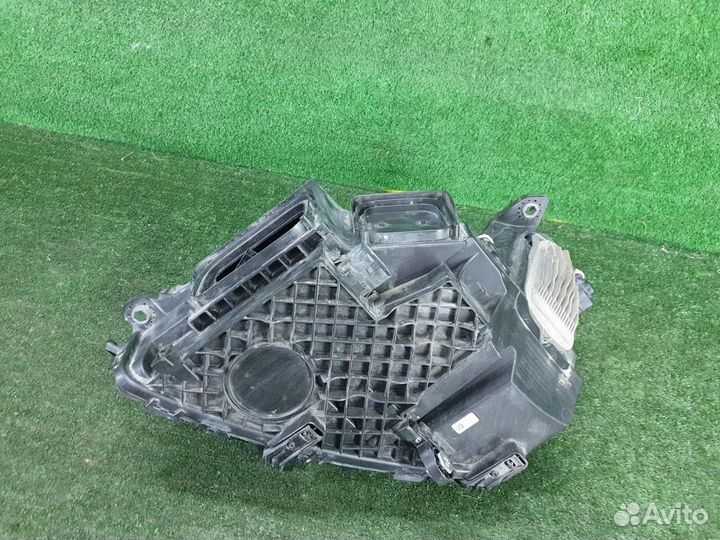 Фара правая Mercedes-Benz GLC