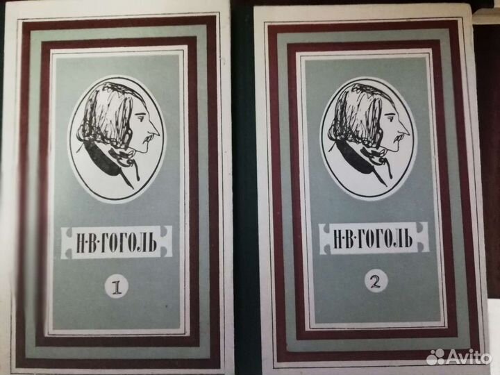 Книги в ассортименте