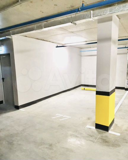 Машиноместо, 18 м²