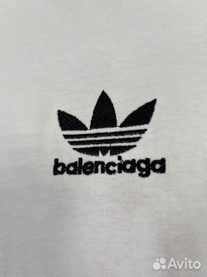 Balenciaga adidas футболка (стиль 2024)