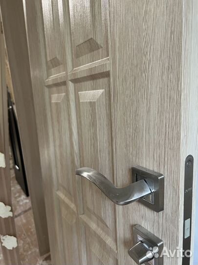 Межкомнатные двери бу с коробкой 60 см