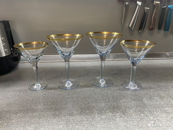 Бокалы под мартини