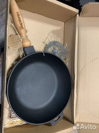Сковорода чугунная