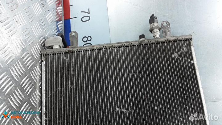 Радиатор кондиционера Audi RS 6 C6 2008