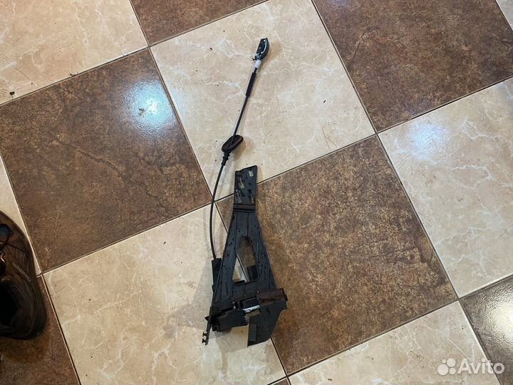 Замок двери задний правый Ford Fusion 1