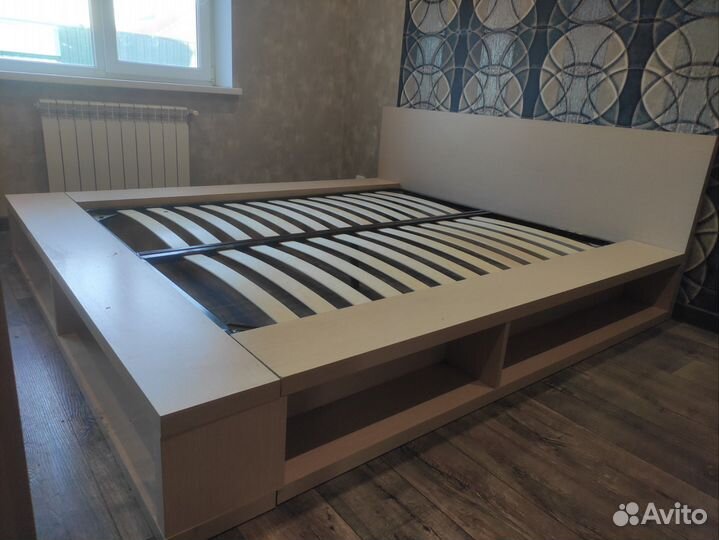 Спальный гарнитур бу