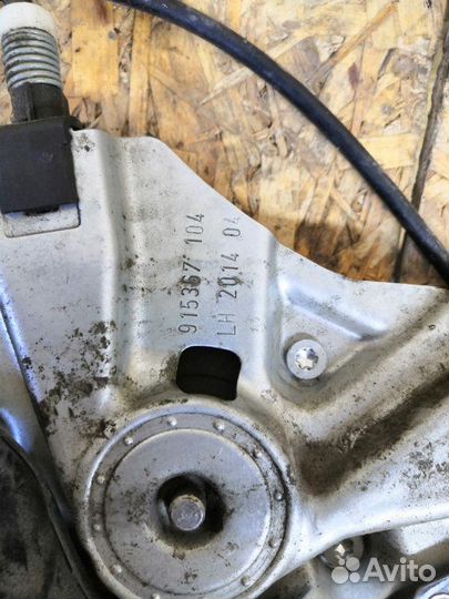 Стеклоподъемный механизм Opel Astra J седан 1.6