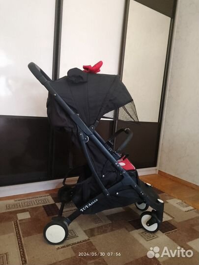 Прогулочная коляска yoyo plus