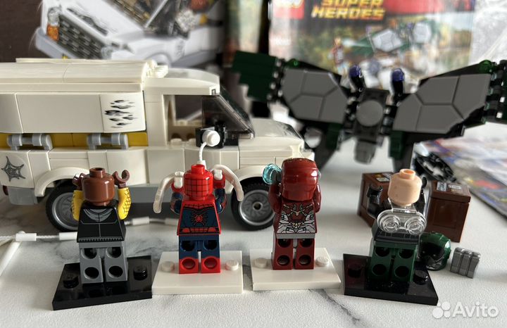 Lego marvel spider man 76083 Атака стервятника