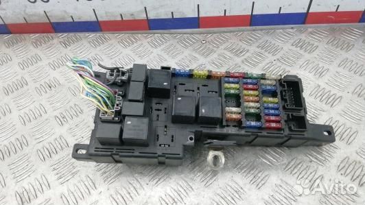 Блок предохранителей volvo S80 1 (NBE08M101)