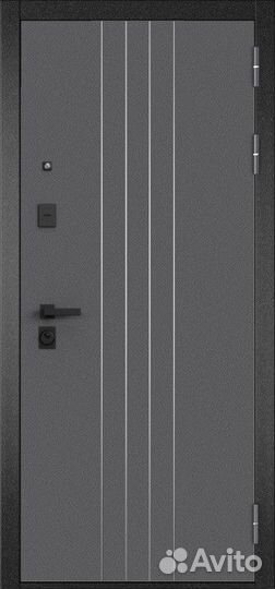 Входные металлические двери с зеркалом