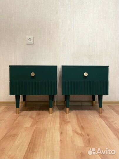 Тумбочка прикроватная