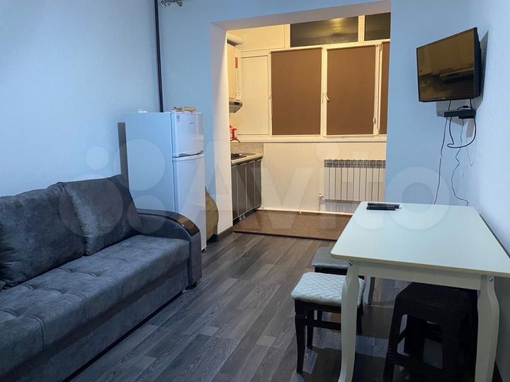 2-к. квартира, 45 м², 8/10 эт.
