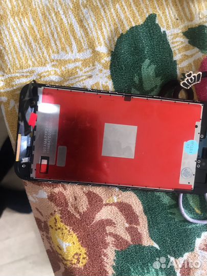 Дисплей на iPhone 7