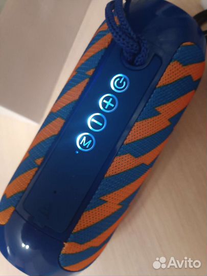 Беспроводная блютуз колонка