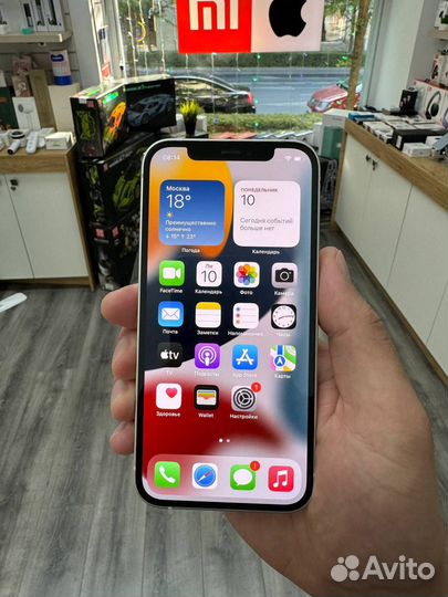 iPhone 12, 64 ГБ