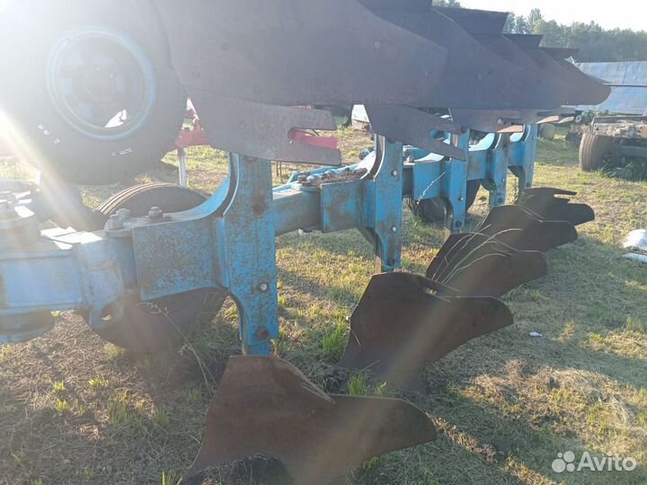 Плуг Грязинский культиваторный завод ППО-5, 2015