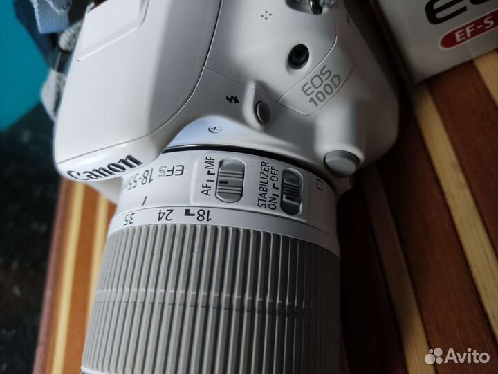 Зеркальный фотоаппарат canon 100d