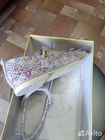 Туфли для девочки, размер 37 полный. Новые