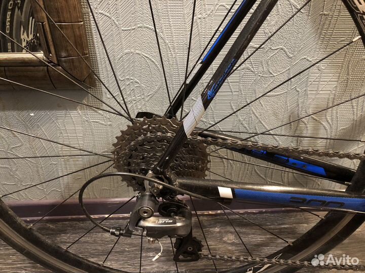 Шоссейный велосипед Stels XT300