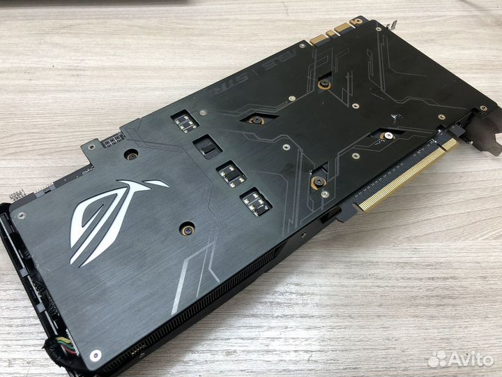 Видеокарта asus ROG strix GTX 1070 8gb
