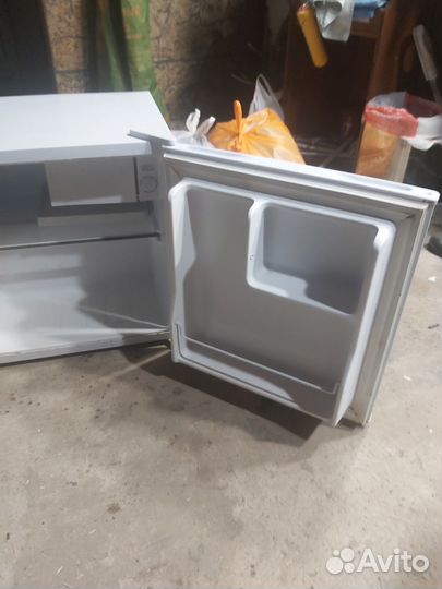 Минихолодильник