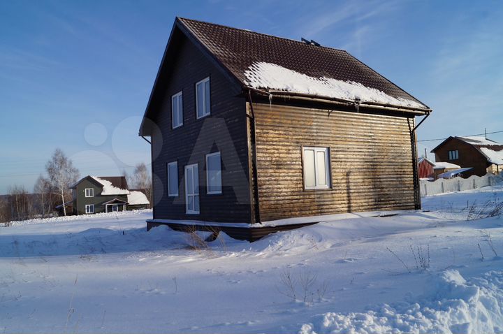 Дом 217 м² на участке 10 сот.