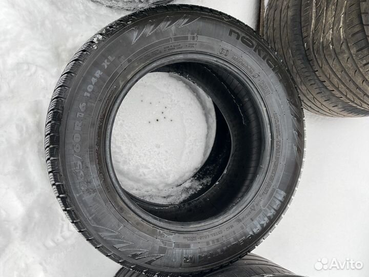 Nokian Tyres Hakkapeliitta R 235/60 R16