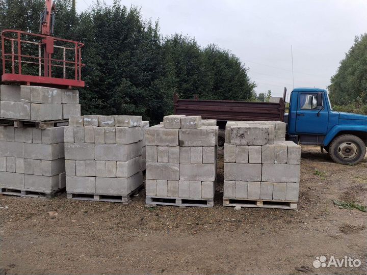 Услуги минипогрузчика