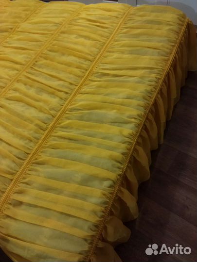 Покрывало на 2 х спальную кровать бу