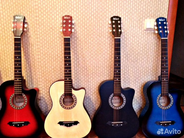 Акустическая гитара
