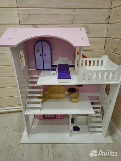 Домик кукольный