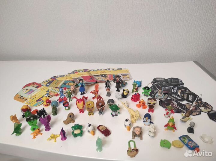 Детские игрушки минифигурки Киндер карточки