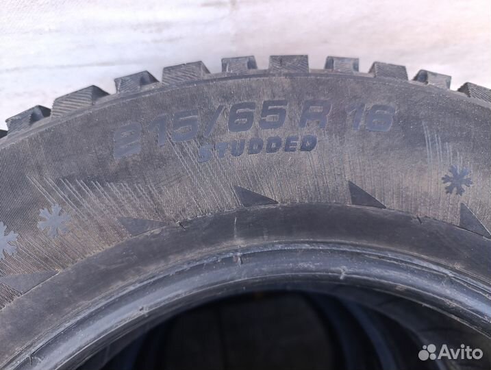 Michelin X-Ice North 3 215/65 R16 102T