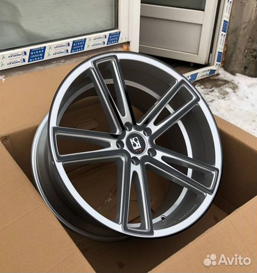Диски Koko Kuture R22 на Range Rover Vogue Sport