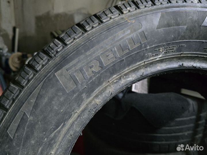 Pirelli Ice Zero FR 225/60 R17 103H