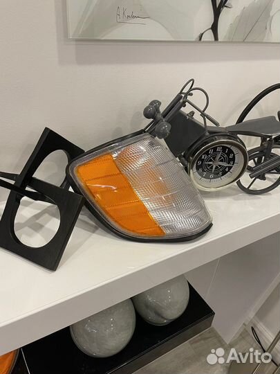 W140 поворотники