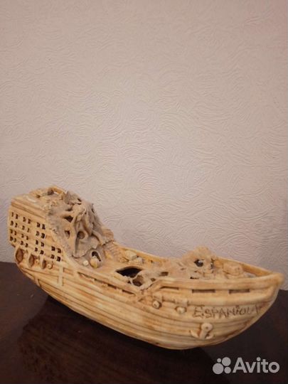 Корабль для аквариума