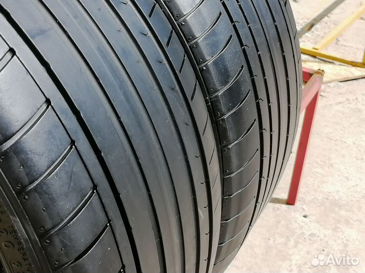 Dunlop SP Sport Maxx GT 275/30 R20