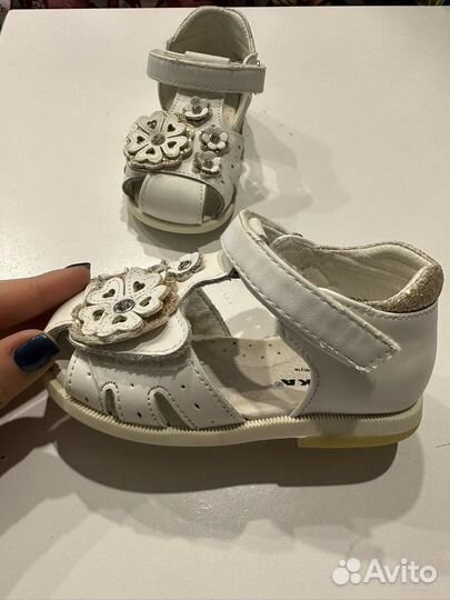 Босоножки для девочки (сандали)