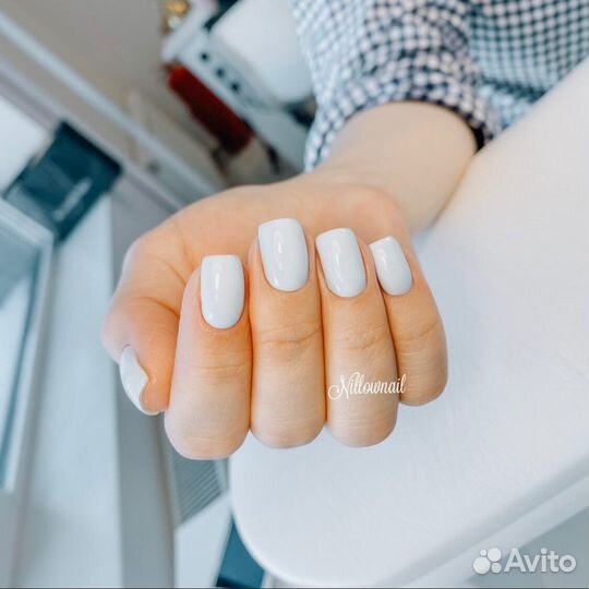 Маникюр педикюр