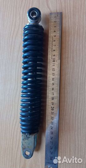 Задний аммортизатор на китайский скутер б.у